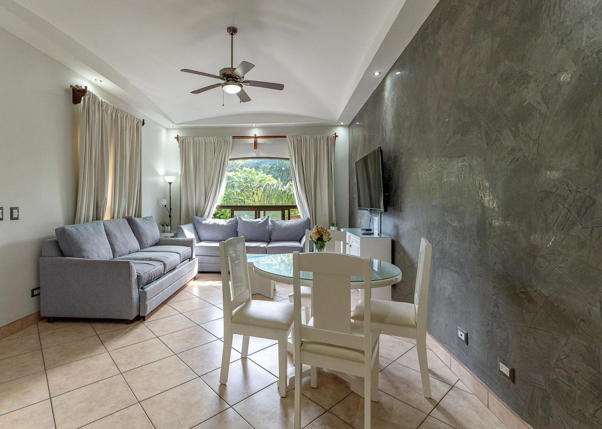 The Oaks Tamarindo Pool Front Condominiums Fast Wifi Luaran gambar